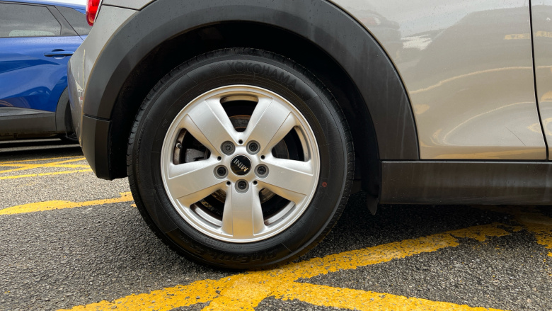 MINI Hatchback 1.5 Cooper 3dr Petrol Hatchback